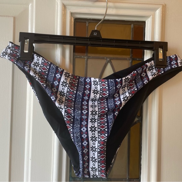 NWT Cupshe Bikini - Picture 4 of 6